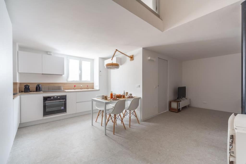 Milano Loft-Hosted By Sweetstay מראה חיצוני תמונה