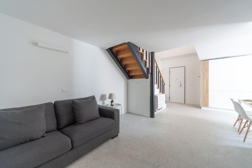 Milano Loft-Hosted By Sweetstay מראה חיצוני תמונה
