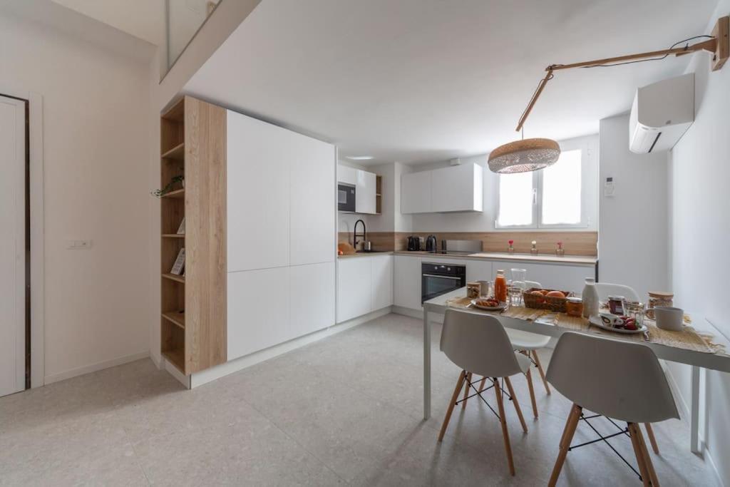 Milano Loft-Hosted By Sweetstay מראה חיצוני תמונה